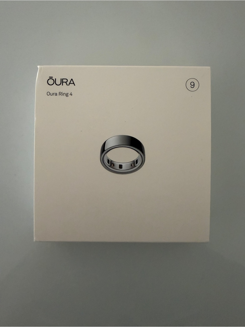 Oura Ring 4 Smart Ring - Silver